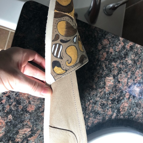 Bobs - Picture 2 of 5